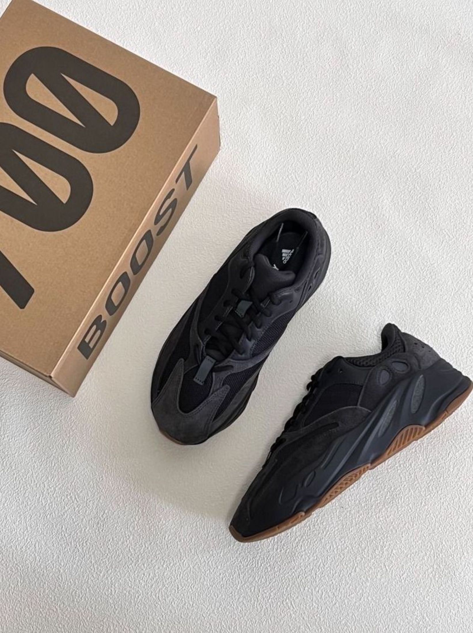adidas originals Yeezy Boost 700 Utility Black Dad Shoes Black (Category: Sneakers) located in Singapore. Submitted by beswiftwolf (Listing ID 1441584895, Image 1). Description: —— NEW ARRIVAL —— Adidas adidas originals Yeezy Boost 700 Utility Black Dad Shoes Black New · Free Ship · COD 3-Day Confirm · Chat for Sizes.