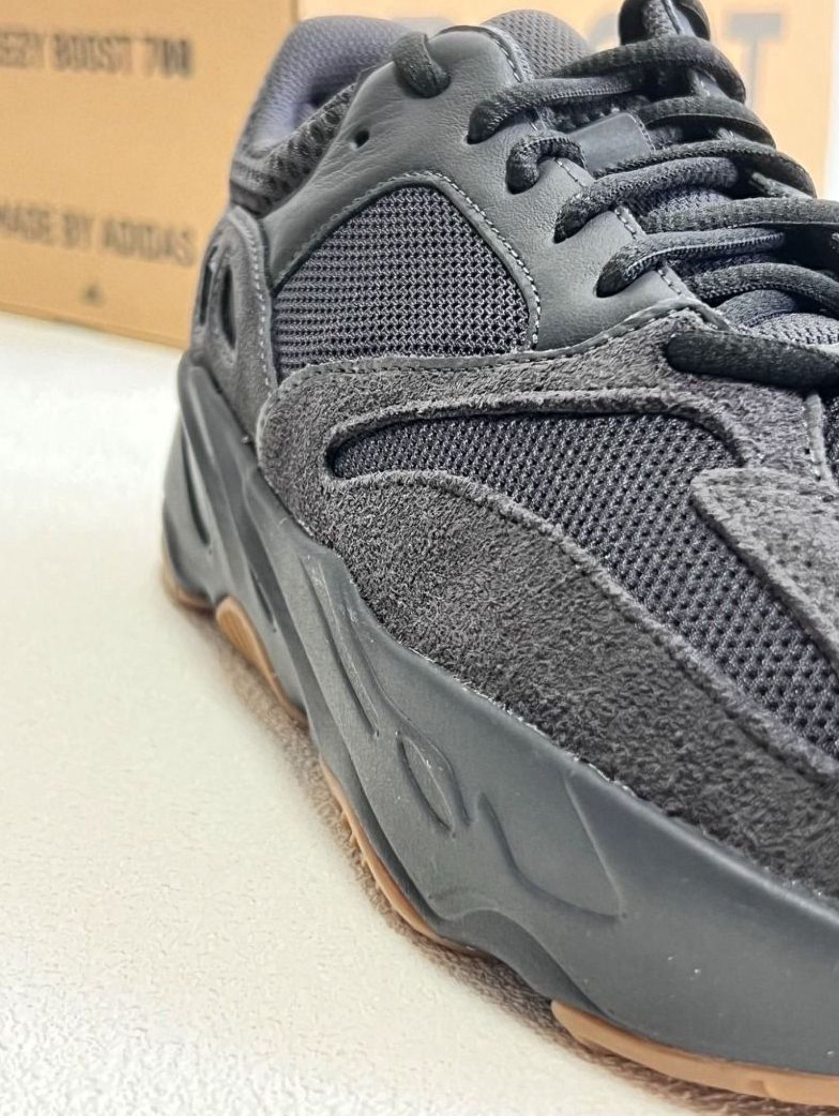 adidas originals Yeezy Boost 700 Utility Black Dad Shoes Black (Category: Sneakers) located in Singapore. Submitted by beswiftwolf (Listing ID 1441584895, Image 3). Description: —— NEW ARRIVAL —— Adidas adidas originals Yeezy Boost 700 Utility Black Dad Shoes Black New · Free Ship · COD 3-Day Confirm · Chat for Sizes.