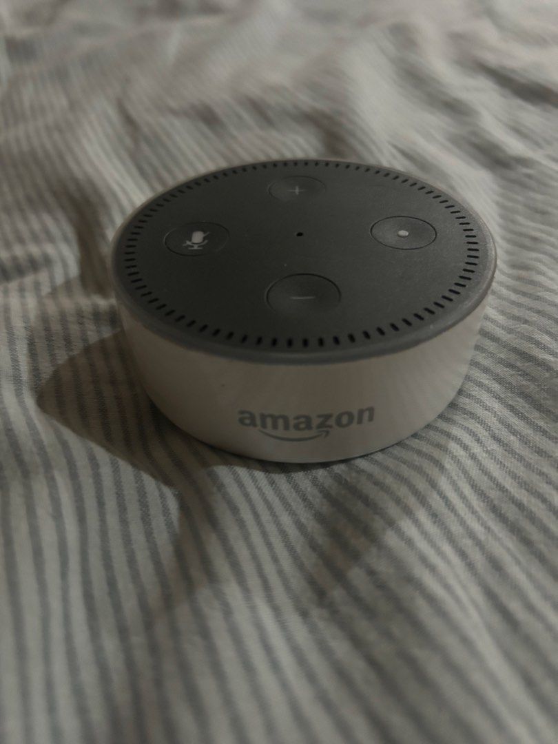Alexa Amazon Echo Dot (Category: Soundbars, Speakers & Amplifiers) located in Silang. Submitted by biancaahdlg (Listing ID 1441654747, Image 1). Description: - can still connect, set up as a tap - Voice control with Alexa - Perfect for playing music, setting timers, and managing smart home devices - Compact design, fits anywhere - Tested and confirmed working - Includes original power adapter.