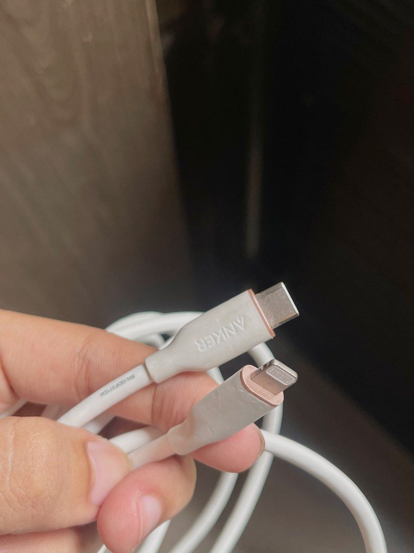 Anker Power Line III 6ft variant (mfi certified) (Category: Chargers) located in Manila. Submitted by keithramos (Listing ID 1441614064, Image 3). Description: Anker Powerline lll 6ft variant (mfi certified) (bought 1k+) selling for ₱690 only✅ naitapon lang yung box. 📍N.CALOOCAN can meetups metro manila, manila, marikina, cainta rizal, sjdm bulacan and nearby! /ship nationwide via jnt & lalamove📦.