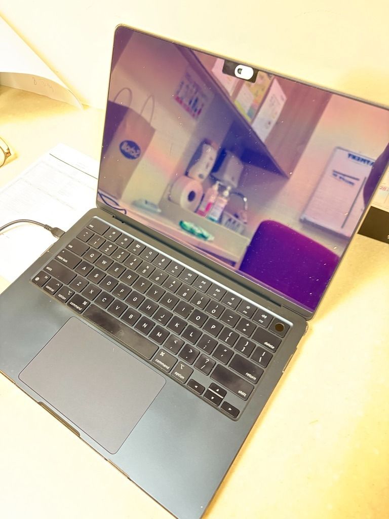 Apple MacBook Air M2 2022471967107509790720