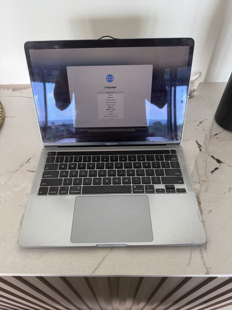 Apple MacBook Pro 2020471967098418636801