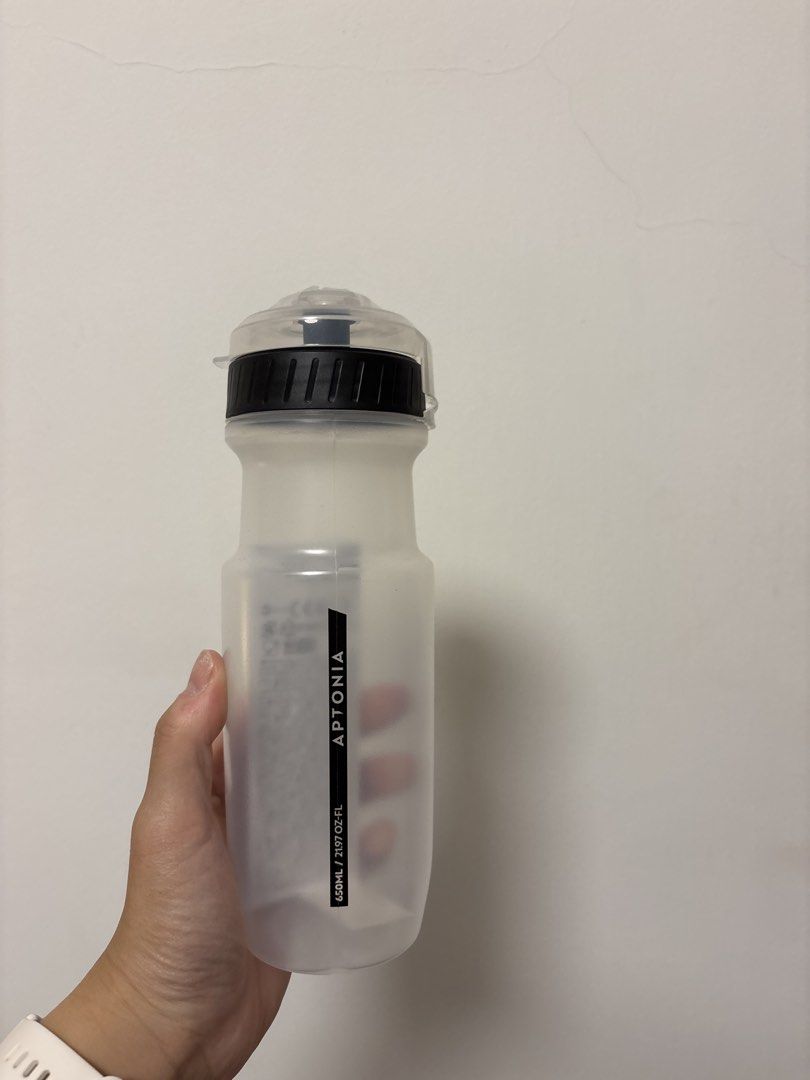 Water Bottle472282281175296000