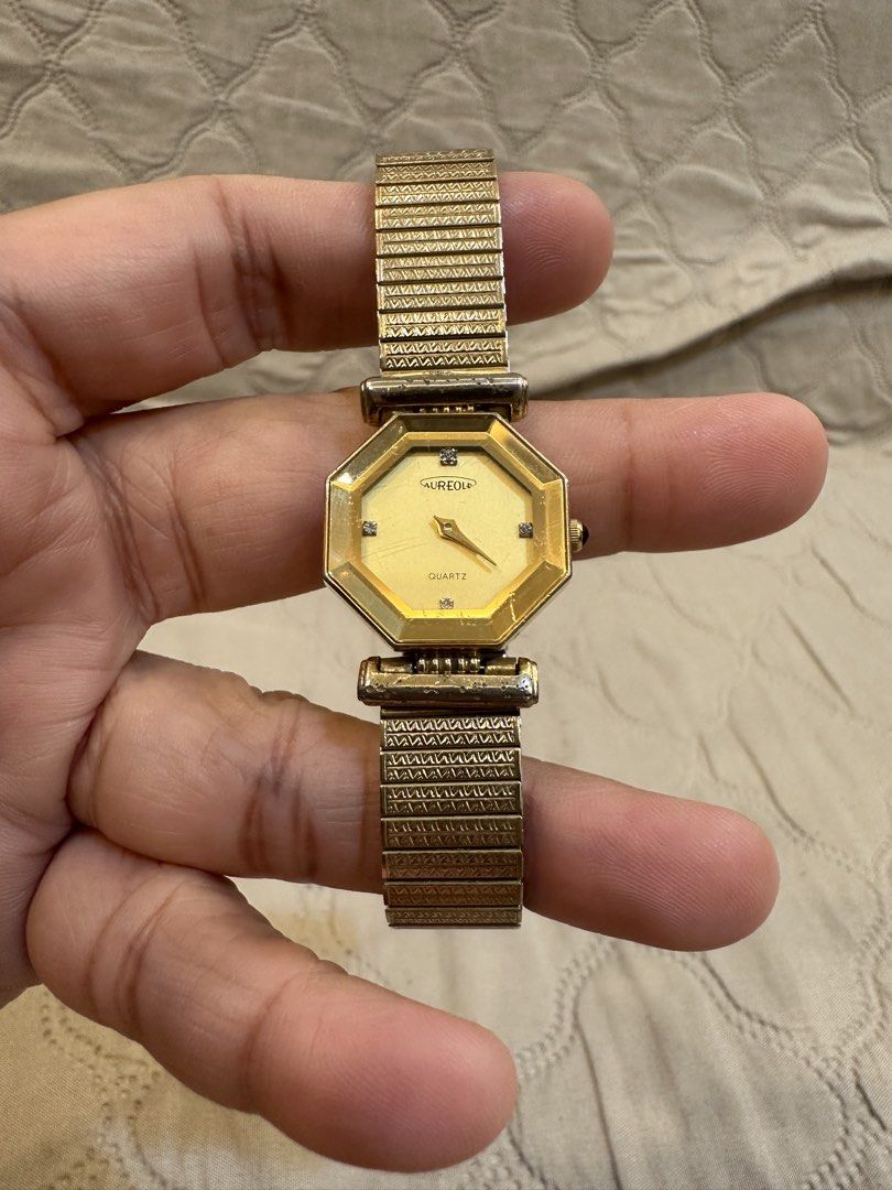 Aureole Octagon Dainty Watch (Category: Women's Watches) located in Pasig City. Submitted by surplusatbp (Listing ID 1441779199, Image 3). Description: Preloved Watch Vintage Aureole Octagon Watch With Bambi stretch bracelet 6.5 wrist size Php 1,000 .
