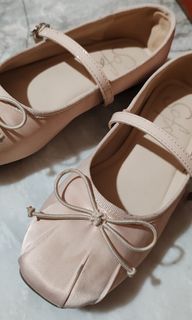 (Category: ) located in . Submitted by boks_preloved (Listing ID 1441603755, Image 1). Description: .