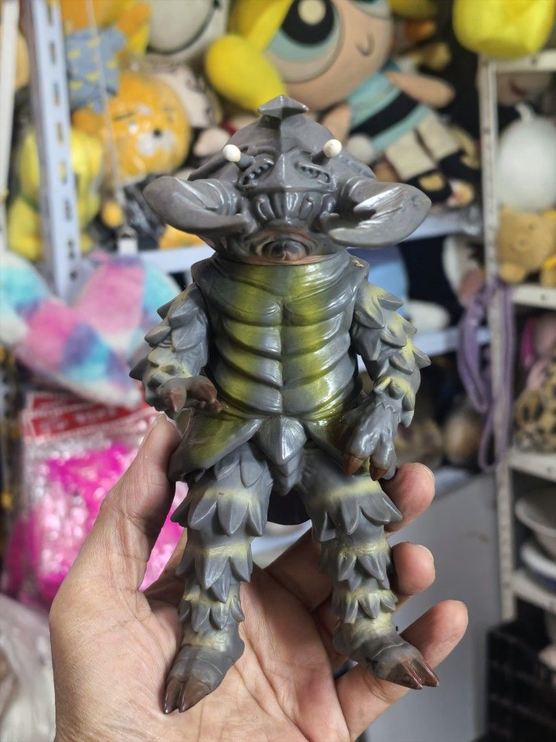 Bandai Ultraman Monster Alien Baltan Action Figure (Category: Figurines & Statues) located in Paranaque City. Submitted by furugiyafinds (Listing ID 1441748955, Image 1). Description: - Vintage Alien Baltan figure from Ultraman - Made in China by Bandai - Classic kaiju monster design - Shows some signs of wear, but still displays well - Ideal for collectors of vintage Japanese monster toys.