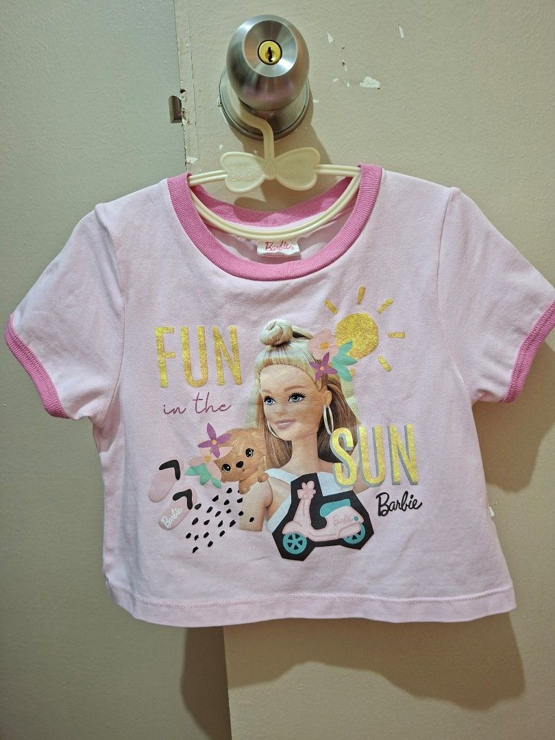 Barbie Pink Tshirt Crop Top (Category: Babies & Kids Fashion) located in Imus. Submitted by nenchie_grey (Listing ID 1441726167, Image 1). Description: - Adorable pink Barbie t-shirt crop top -Size 4 (4-5 yrs old) - Minor stain sa likod (see last pic for reference) 📌PRELOVED ITEMS PO ITO, PLS MANAGE YOUR XPECTATION. ✅️Payment first via Gcash only ✅️Delivery thru J&T - fees frm 75 w/in metro manila. No COD option OR ✅️LALAMOVE nearby areas (fees 
