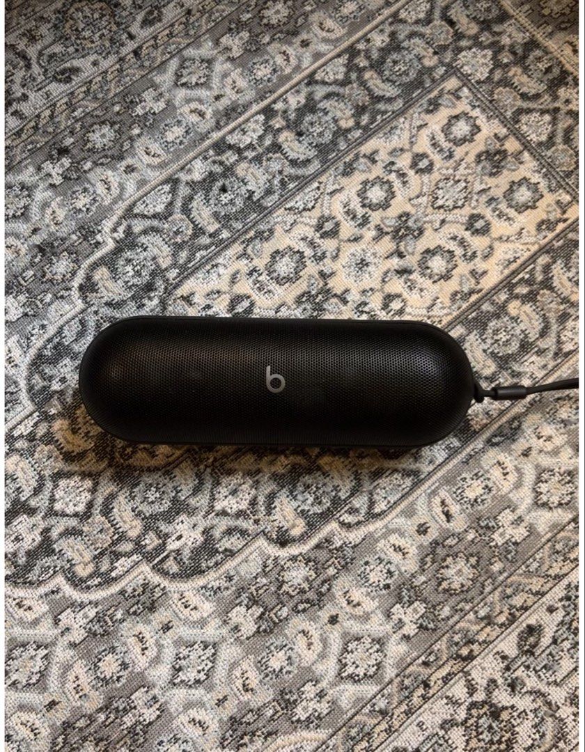 Beats Pill 2024 - Black (Category: Soundbars, Speakers & Amplifiers) located in Cavite. Submitted by zolarbs (Listing ID 1441674455, Image 1). Description: Great condition. Under warranty till July 2, 2026 No dents, no scratches. I already disposed the Original Box. Comes with Silicone Protective Case. RFS: Need funds.