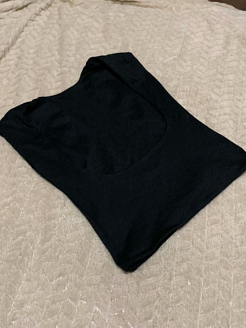 Black Open Back Cap Sleeve Fhilar (Category: Sleeveless) located in Cavite. Submitted by jungwoouwu (Listing ID 1441767129, Image 2). Description: - backless - xs-s ( i think can fit medium) .
