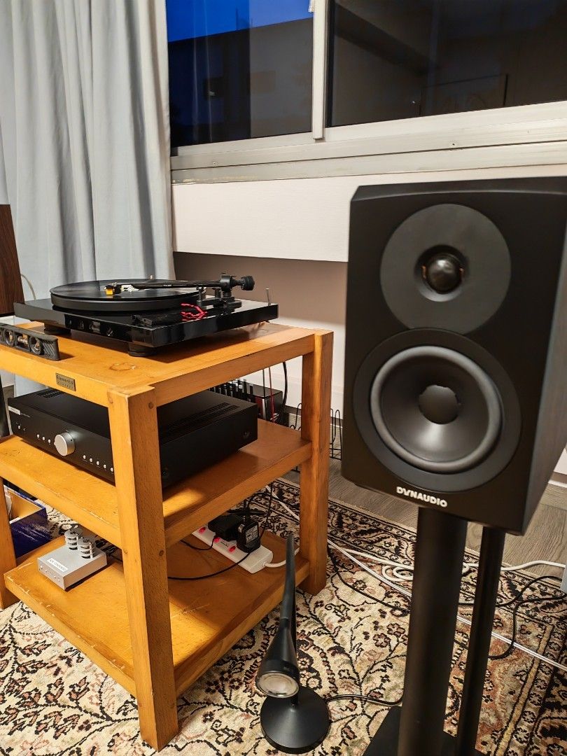 Bookshelf speaker Dynaudio472995311796899841