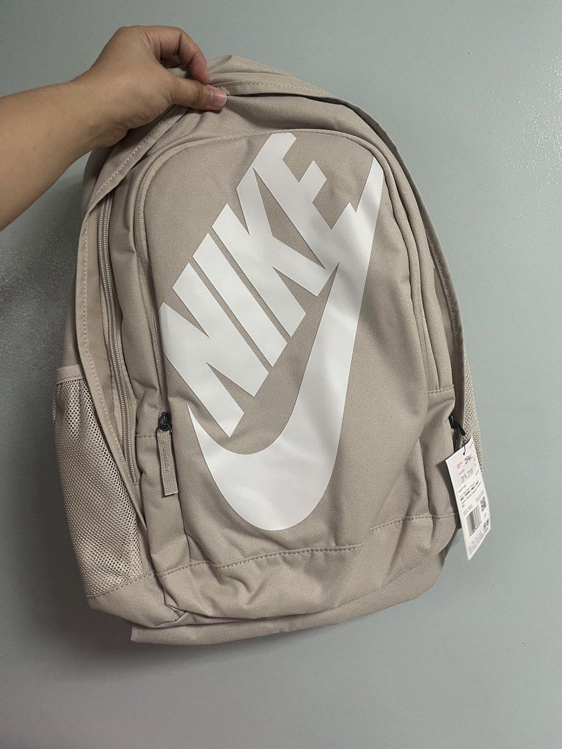 Brandnew Original Nike Bag Backpack (Category: Backpacks) located in Rizal. Submitted by dmplelicious (Listing ID 1441587415, Image 1). Description: .