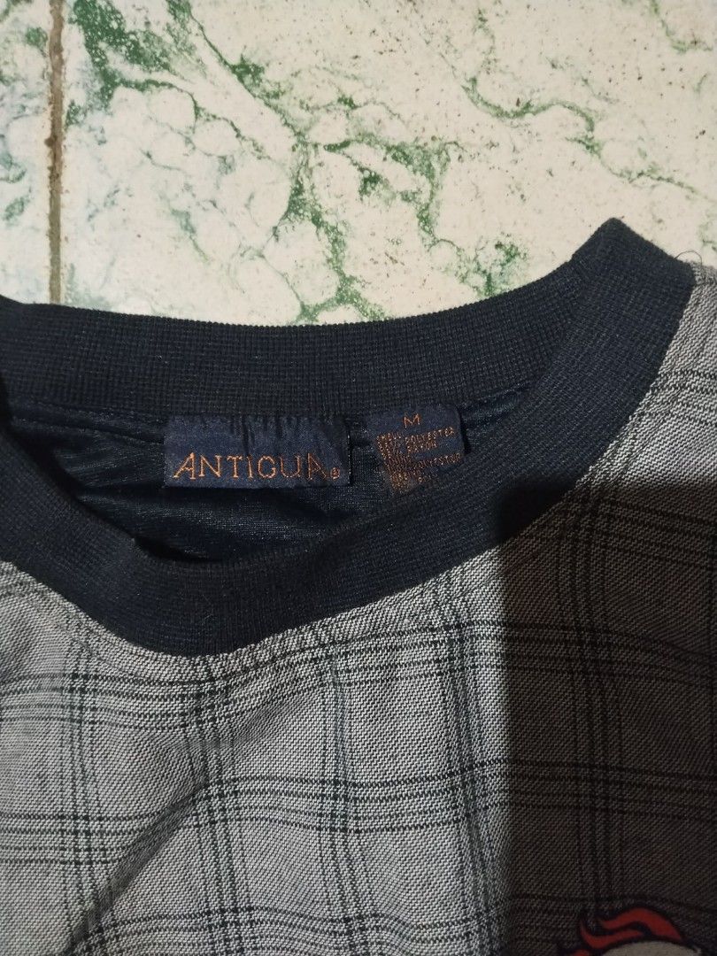 Broncos (Category: Coats, Jackets and Outerwear) located in Manila. Submitted by czaraniqa723214 (Listing ID 1441586112, Image 3). Description: Vintage Denver Broncos Sweater size Medium in tag fit Large excellent condution no issue 450+sf.