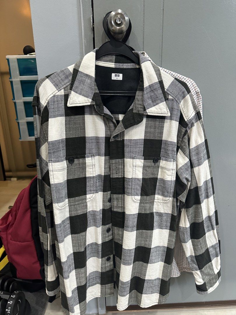 Button ups (Category: Shirts) located in Singapore. Submitted by jaylooo16 (Listing ID 1441682212, Image 2). Description: Hi i barely wear these anymore letting it go for cheap .