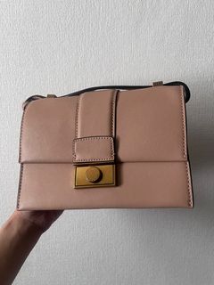 （分類：）位於 。 由 arashi030 提交（商品編號 1441703125，圖片 1）。簡介： 。