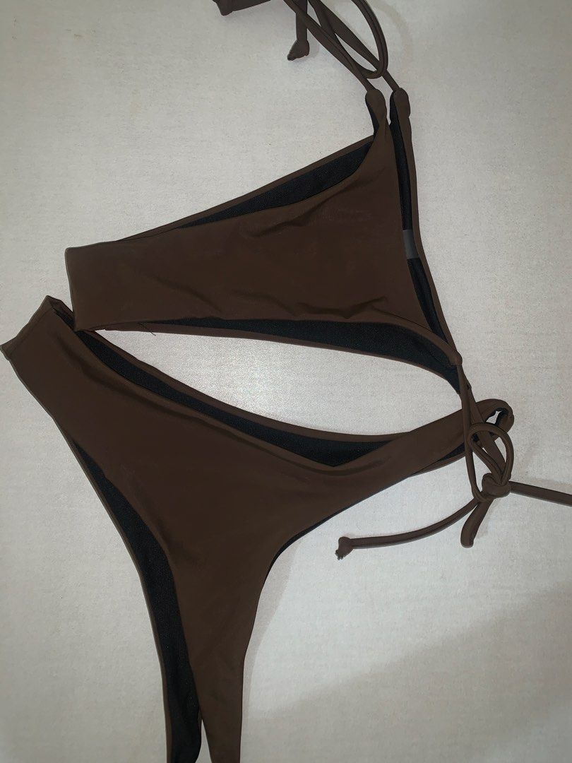 chocolate brown bikini bottoms ONLY (Category: Bikinis & Swimsuits) located in Pasig City. Submitted by buyfromrubyjane (Listing ID 1441705829, Image 1). Description: ✨ brand new, never used ✨ size small (can also fit xs) ✨ bottoms only (top not included) ✨ rfs: bought the wrong size .