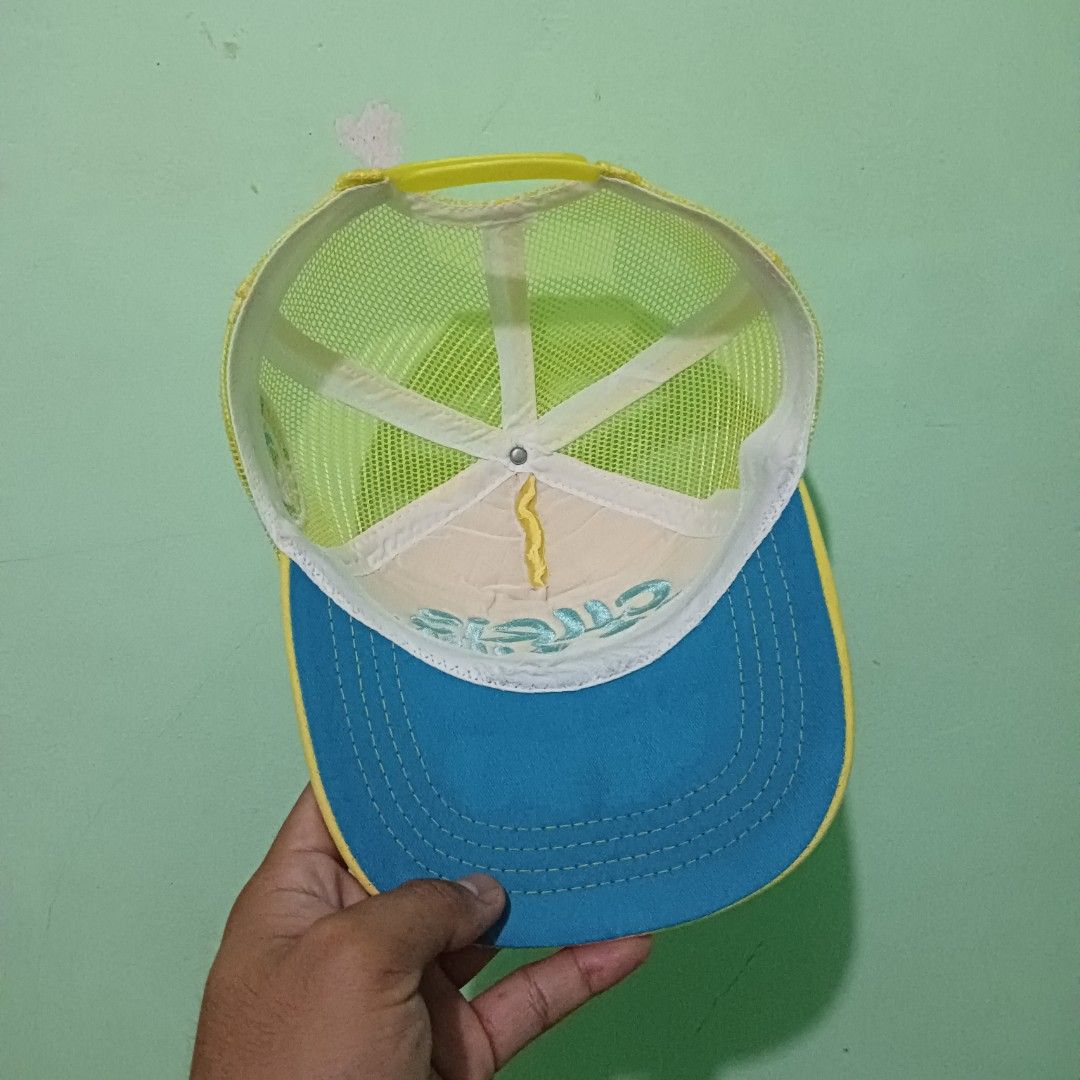 Chris Brown Trucker Hat (Category: Caps & Hats) located in Dagupan City. Submitted by retro_wear (Listing ID 1441663708, Image 3). Description: Chris Brown Trucker Hat With Minimal Issue, Sweatband.