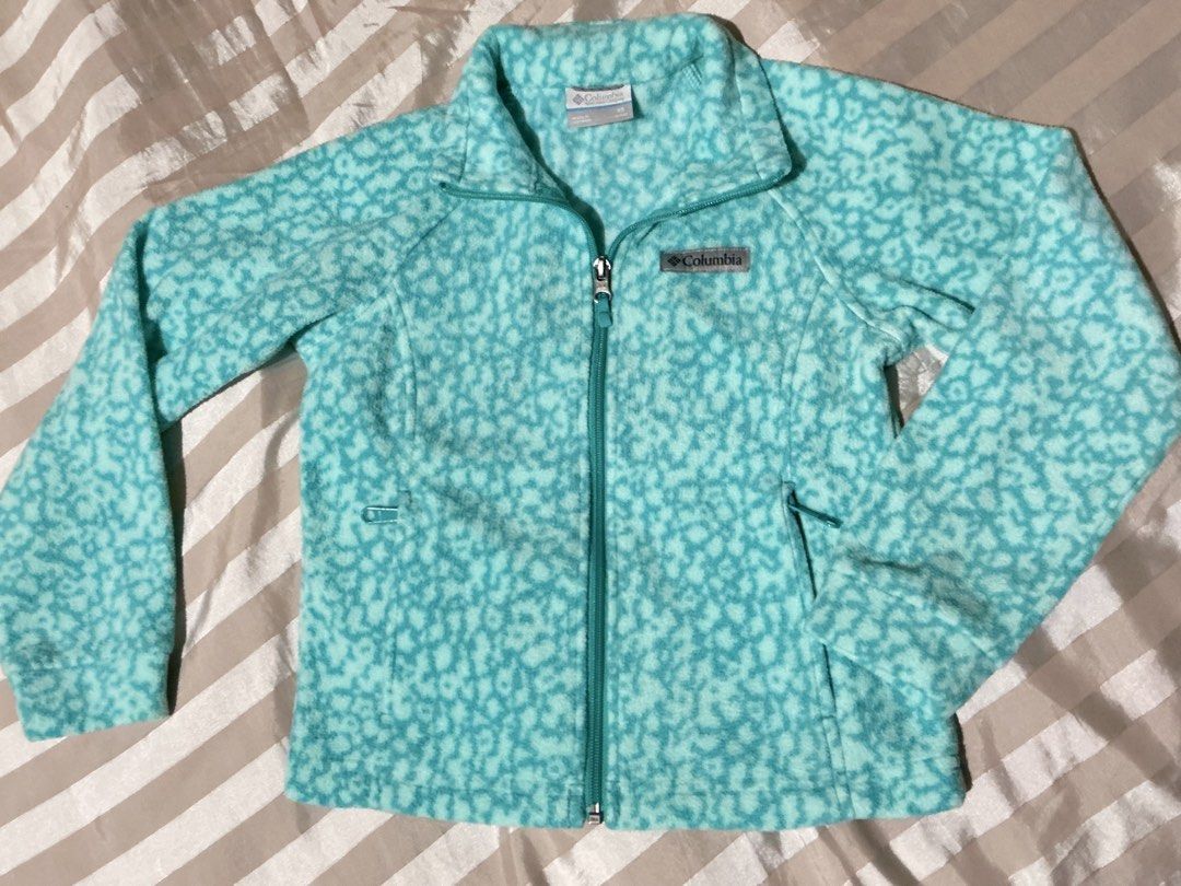 Columbia kids jacket xs (Category: Babies & Kids Fashion) located in Angeles City. Submitted by goodbuysathome (Listing ID 1441733001, Image 1). Description: Lpnposted columbia kids xs Like new po Measurements on photos npo Add sf 55 Gcash payment .