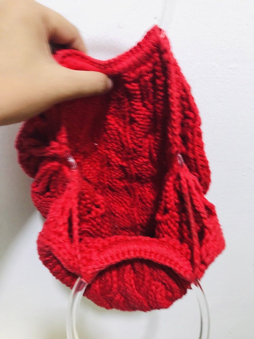CROCHET BAG (Category: Purses & Pouches) located in Gamu. Submitted by 2022bagsbunny (Listing ID 1441738071, Image 2). Description: .
