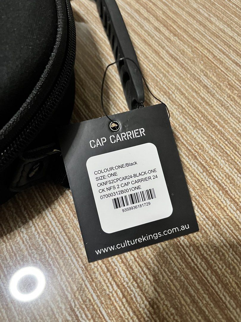 Culture Kings Cap Carrier Case (Category: Caps & Hats) located in Pasay City. Submitted by thejunkclosetph (Listing ID 1441686575, Image 3). Description: Culture Kings Black Cap Holder Case Brand new with tag, never used Ideal for protecting your caps during travel .
