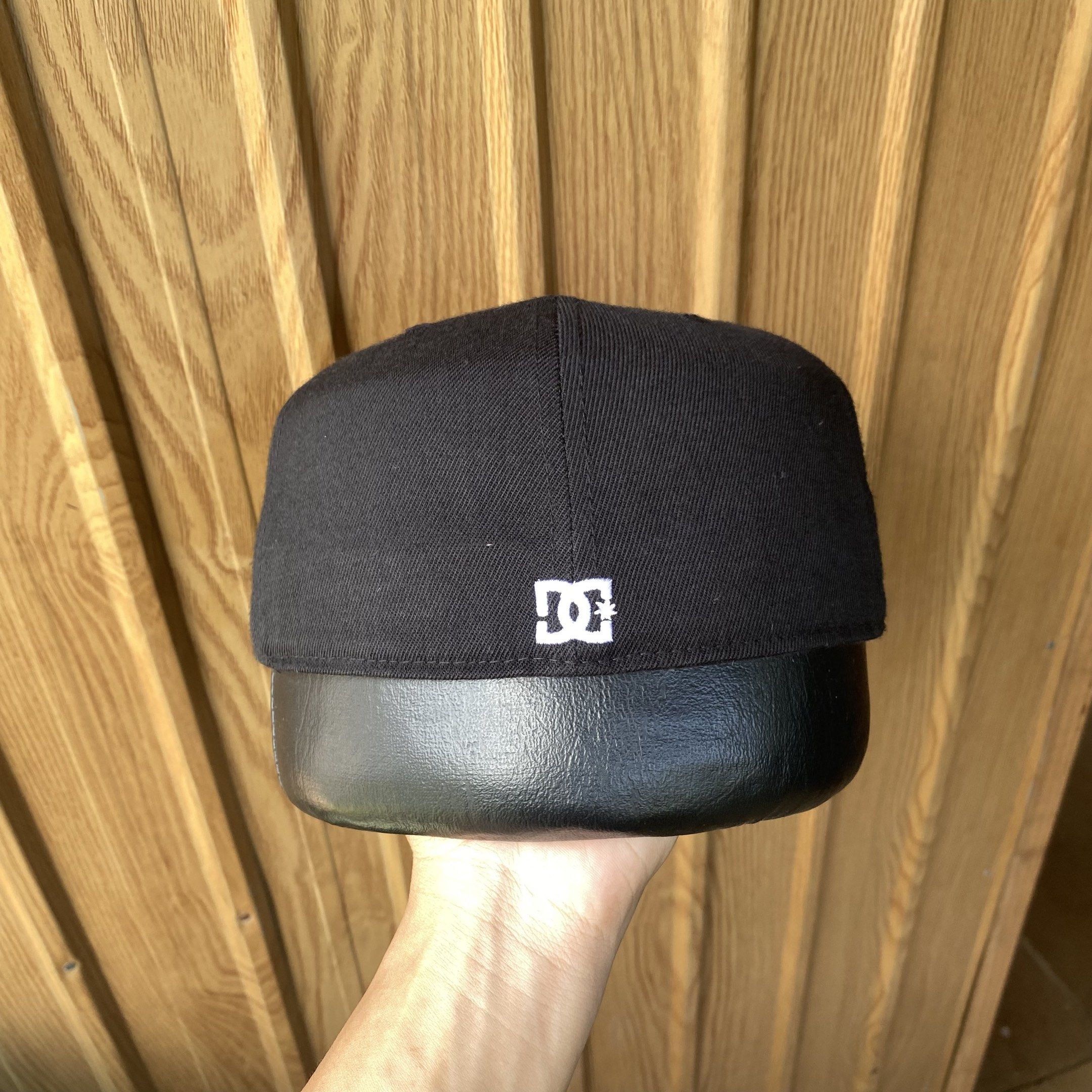 DC CLOSE CAP (Category: Caps & Hats) located in Bislig. Submitted by kre_jey.24 (Listing ID 1441732839, Image 2). Description: DC CLOSE CAP Excellent to as new condition Color rate 9.9/10 No issue ₱💸+sf Dm to those interested 📥📥📥 DISCLAIMER: I’m not affiliated with, sponsored by, or any officialy connected to the mentioned brand(s) in any way. All trademarks, names, and logos are the property of their respective owners. No copyright infringem