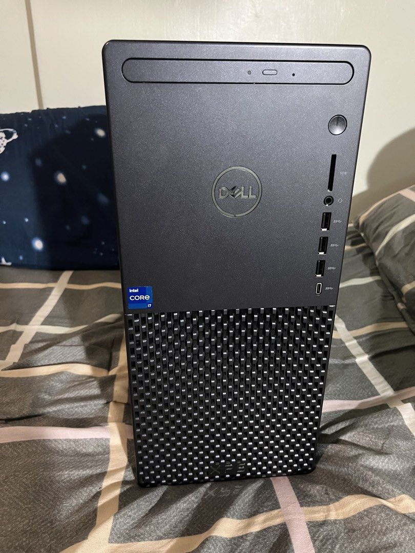 Dell XPS 8940 Desktop PC - Intel Core i7, 16GB RAM, 1TB SSD