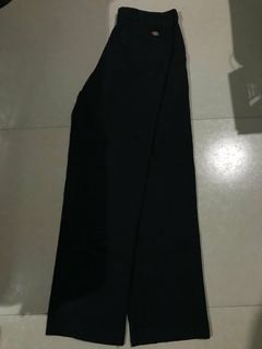(Category: ) located in . Submitted by pamatay_thrifted (Listing ID 1441744785, Image 1). Description: .