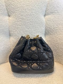（分類：）位於 。 由 ms.ctt 提交（商品編號 1441622840，圖片 1）。簡介： 。