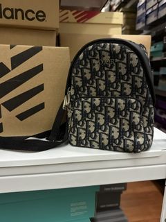 (Category: ) located in . Submitted by danslilcloset (Listing ID 1441737564, Image 1). Description: .