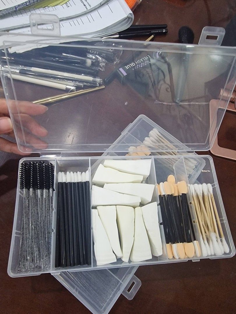 Disposables Make Up Applicator Kit (Category: Makeup) located in Quezon City. Submitted by floreskari78555 (Listing ID 1441713466, Image 2). Description: Disposables Make Up Applicator Kit✨️ Set includes; Clear divided storage✅️ ​Disposable Mascara Wands (Spoolies)✅️ Disposable Lip Applicators✅️ Wedge Makeup Sponges✅️ Eyeshadow Applicators✅️ Cotton Swabs✅️ For make up artists on the go😍 DM To Order.