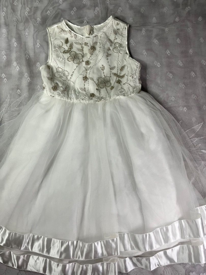 Dress for kids (Category: Babies & Kids Fashion) located in Manila. Submitted by ryankurt (Listing ID 1441759586, Image 1). Description: Fs no issues .