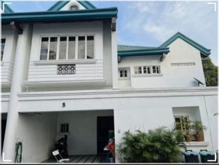 TOWNHOUSE For sale Collection item 1