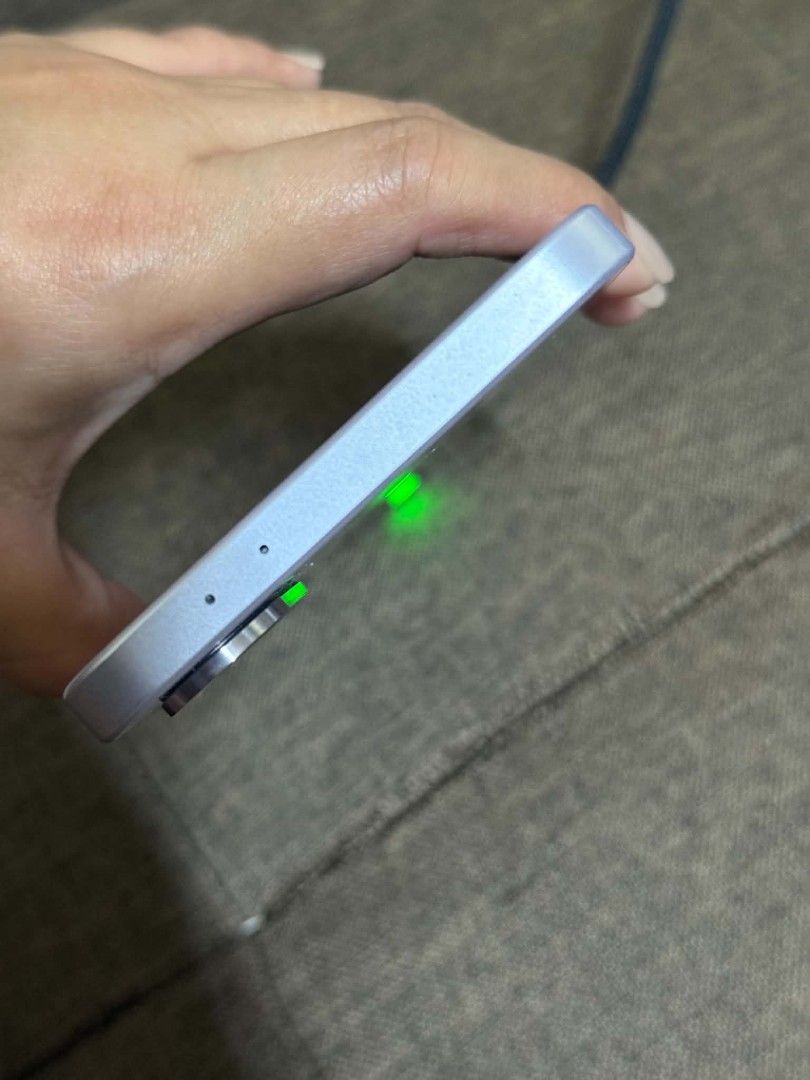 Rush! For sale Samsung A36 5G 128gb (Category: Samsung) located in Caloocan City. Submitted by kb128 (Listing ID 1441730111, Image 2). Description: For sale Samsung A36 5G 8+8/128 Good as new Unused orig cable With box 100%smooth No scratch No dents No issue Test to sawa Loc: North Caloocan or Fairview QC area.