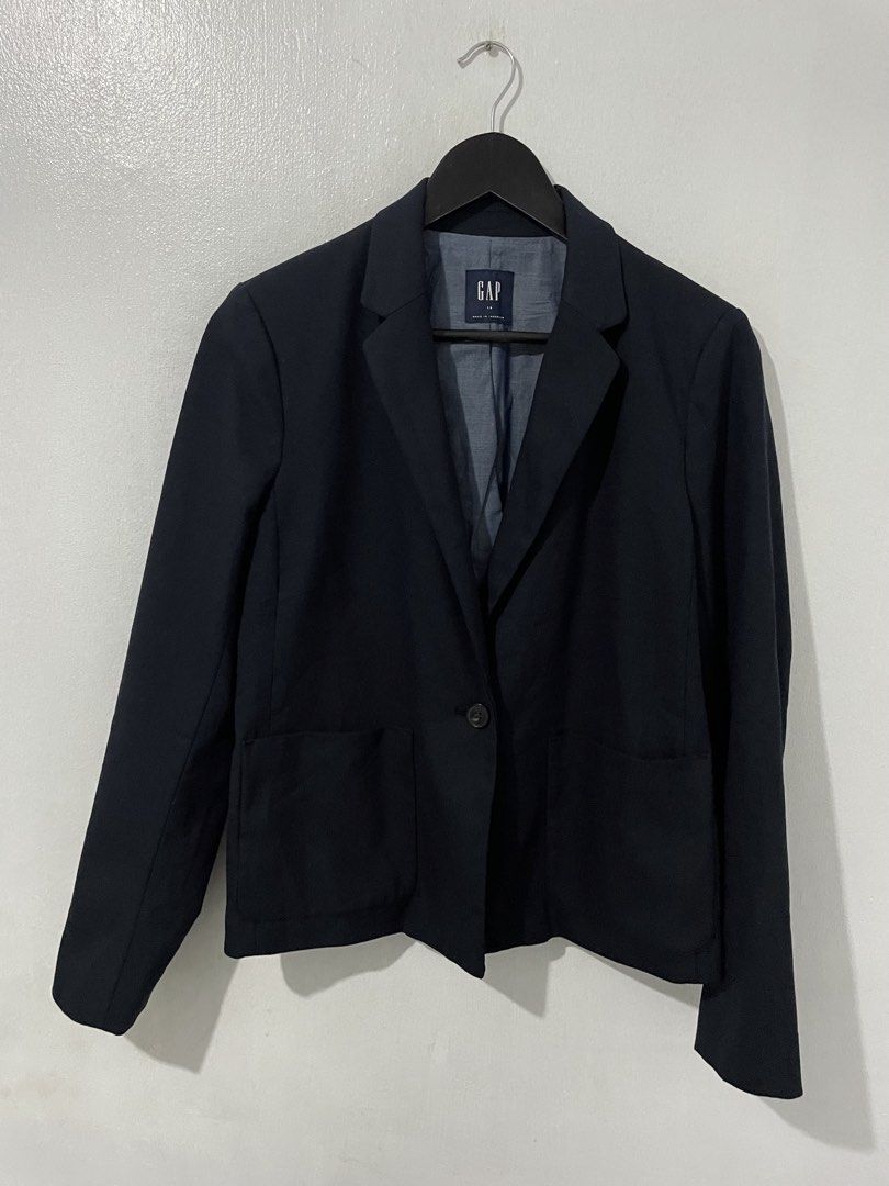 Almost new Gap womens blue medium blazer jacket coat suit top tops polyester (Category: Coats, Jackets and Outerwear) located in Quezon City. Submitted by johnofmanila (Listing ID 1441719522, Image 1). Description: Dimes 19 pit to pit 16 shoulder to shoulder 25 length Best fit medium Polyester gap blazer Condition Almost new Brand new price 4500 Item storage code b26.
