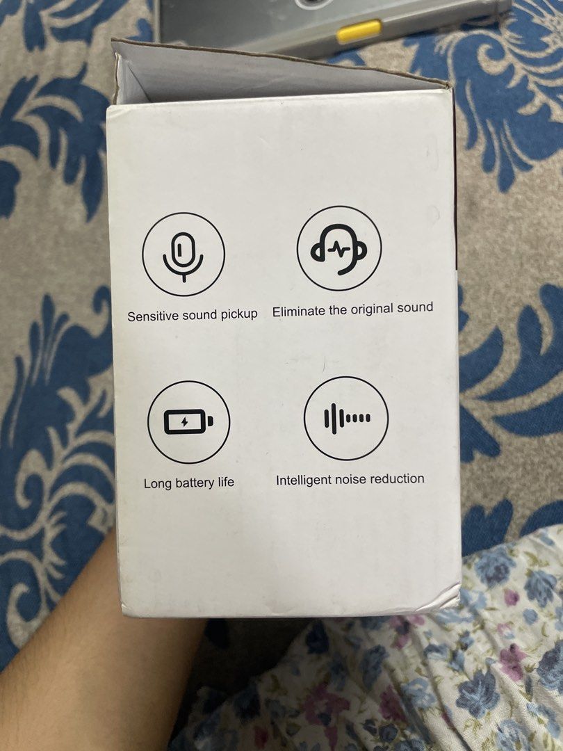 GOOJODOQ Portable Karaoke Microphone Speaker Set (Category: Soundbars, Speakers & Amplifiers) located in Quezon City. Submitted by garagesaleonline (Listing ID 1441606351, Image 2). Description: - Pink portable karaoke microphone and speaker set - Sensitive sound pickup with intelligent noise reduction - Supports TF card playback and wireless connection - Enjoy HIFI sound quality with reverb effects - Long-lasting battery for extended singing ses