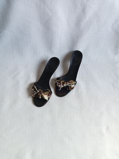 (Category: ) located in . Submitted by thrift_stories96 (Listing ID 1441723696, Image 1). Description: .