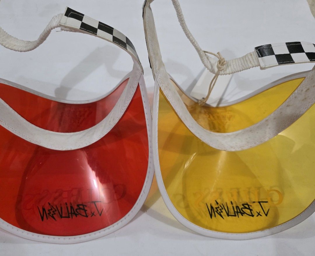 Guess x J Balvin Vibras Tour Visor Sun Hat Bundle (Category: Hats & Beanies) located in Paranaque City. Submitted by periwinkledayz (Listing ID 1441684310, Image 2). Description: Check attached photos for flaws. This is a pre-loved item, please manage your expectations for flaws..