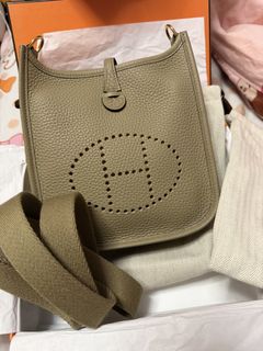 （分類：）位於 。 由 bobot010 提交（商品編號 1441633652，圖片 1）。簡介： 。