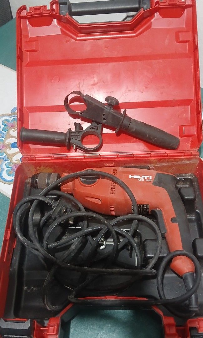Hilti Drill (Category: Construction Tools & Equipment) located in San Jose del Monte. Submitted by kishmeagankaleb (Listing ID 1441620037, Image 3). Description: .