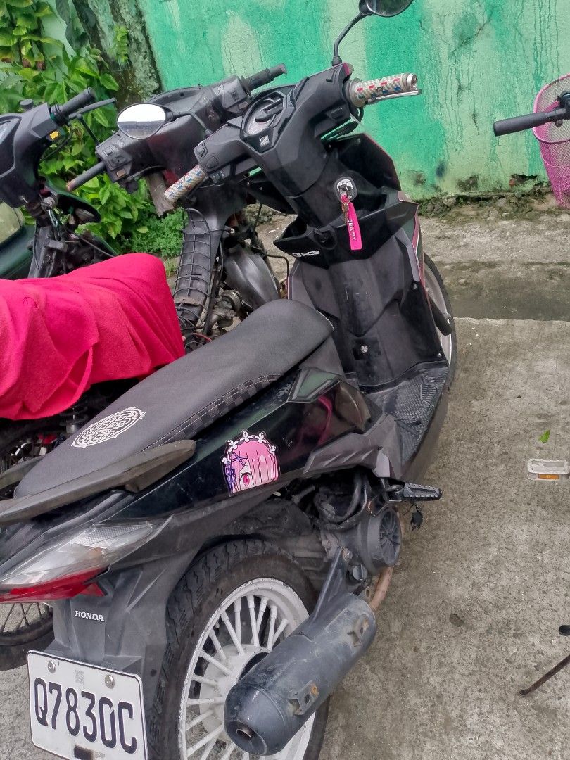 Honda Beat Fi Pink Scooter (Category: Motorbikes for Sale) located in Manila. Submitted by freefish_ab4ddb (Listing ID 1441685063, Image 3). Description: Forsale 27k Negotiable Or Swap To Your Unit!! Honda Beat Fi v2 2017 model Complete Original Papers Registered Till Oct 2026 Ready To Pickup Lto Plate Number Allstock Engine Original 44k ODO Goodrunning Condition Silent Engine Orig Rcb Brake Master Xspeed Mags X6 Exos Bassy Type Muffler Indo Flat