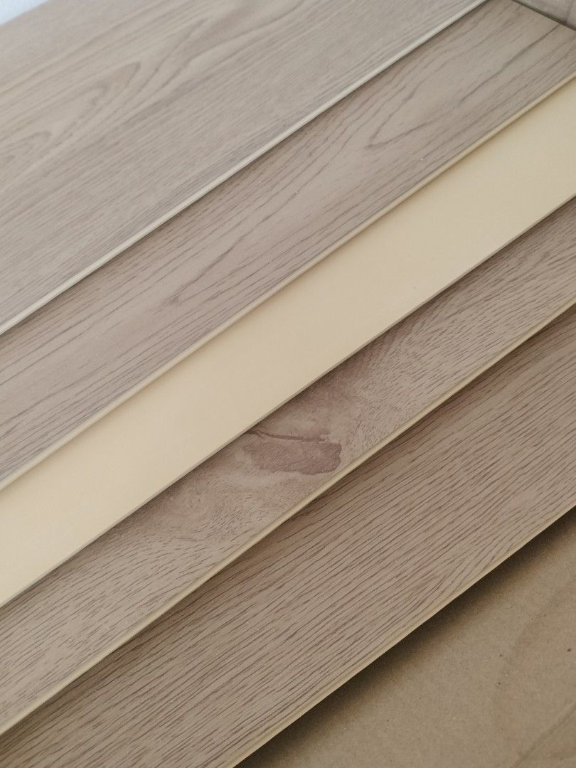 HORNITEX SPC FLOORING (Category: Carpets, Mats & Flooring) located in Manila. Submitted by milliepabb (Listing ID 1441680750, Image 2). Description: Excess 8pcs SPC flooring, bought last May 6. Hornitex Spc flooring in Oak. Size 17.6×123×0.6cm.