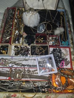(Category: ) located in . Submitted by thrift.and.find (Listing ID 1441730846, Image 1). Description: .
