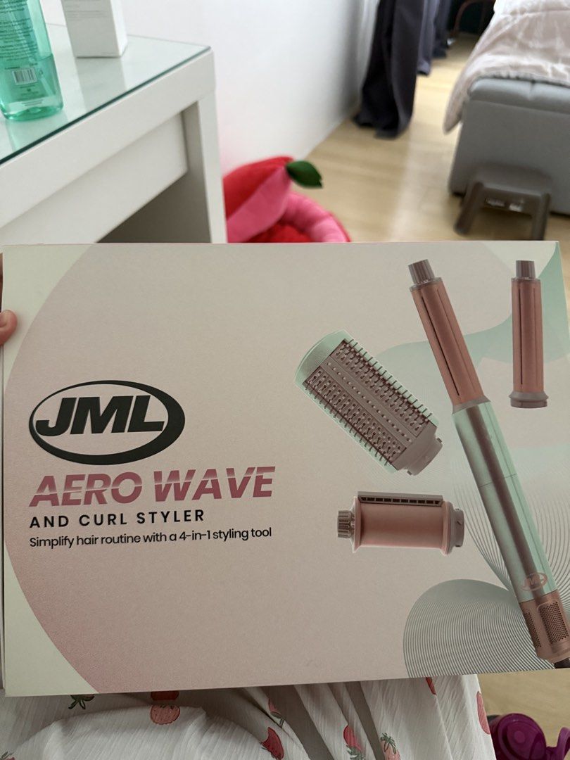 JML Aero Wave and Curl Styler 4-in-1 Styling Tool (Category: Hair) located in Kawit. Submitted by tnynn05 (Listing ID 1441640344, Image 2). Description: - JML Aero Wave and Curl Styler - 4-in-1 styling tool for versatility - Includes main styler and multiple attachments - Creates beautiful waves and curls - Easy and simple to use Good as new. My husband bought this for 9k in SM makati. Rarely used walang tyaga pag aralan 😅 .