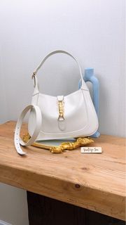 (Category: ) located in . Submitted by vintage_sac (Listing ID 1441611327, Image 1). Description: .