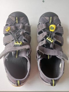 (Category: ) located in . Submitted by iluvgoods (Listing ID 1441633431, Image 1). Description: .