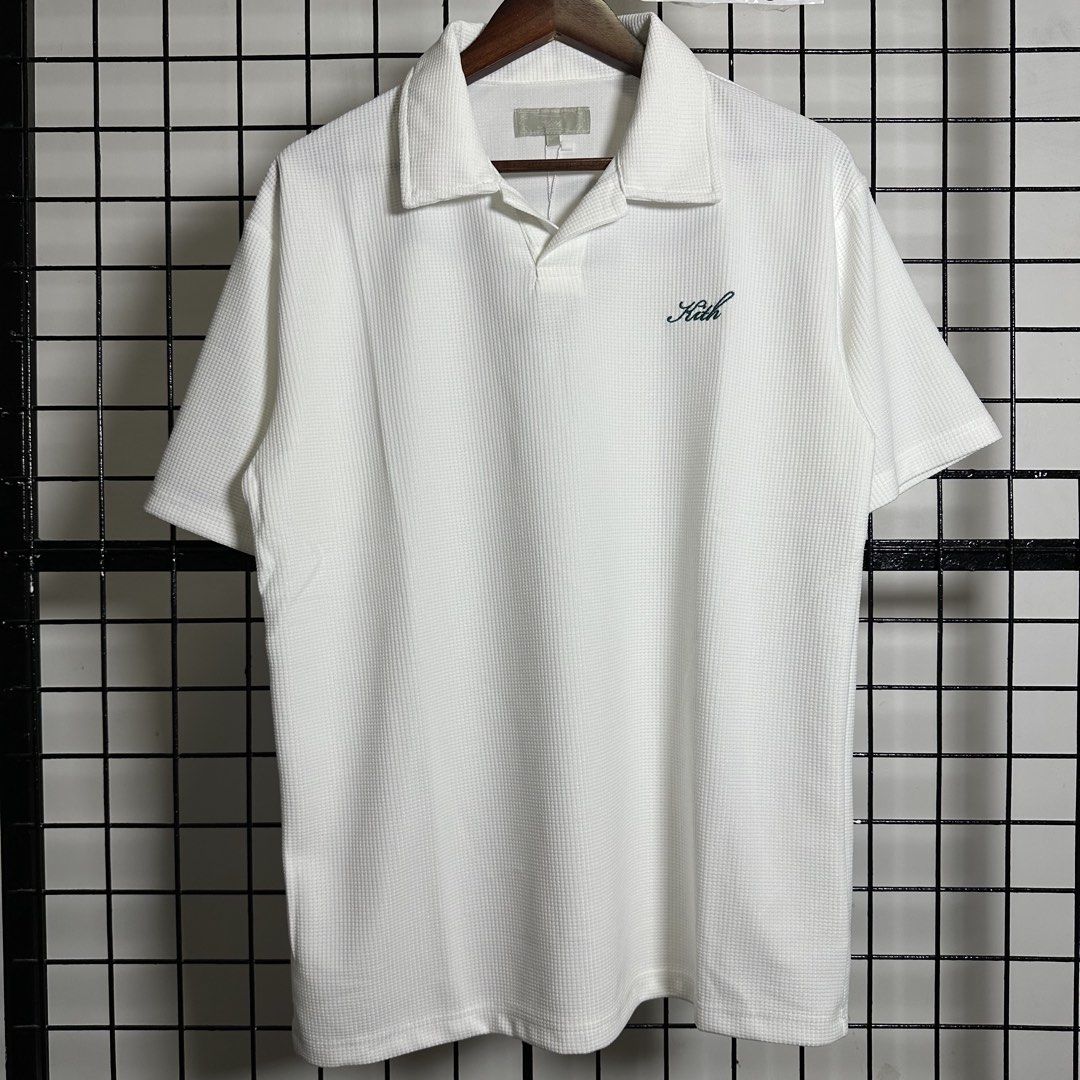 KITH WAFFLE POLO SHIRT (Category: Activewear) located in Talavera. Submitted by puppyinsane (Listing ID 1441772180, Image 1). Description: LARGE FIT LENGTH: 29 WIDTH: 22 .