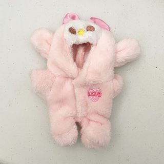 (Category: ) located in . Submitted by paperlueur (Listing ID 1441740113, Image 1). Description: .