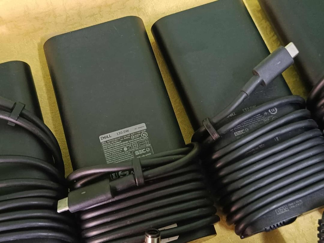 laptop charger dell 130watts type c (Category: Everything Else Others) located in Quezon City. Submitted by carou85958 (Listing ID 1438758645, Image 3). Description: 100% good working 100% authentic 100% no issue 130watts type c original prize p1k each pick up mo dalin mo laptop mo para sure ka or video ko ko kung lalamove 17 ibp road batasan hills qc.