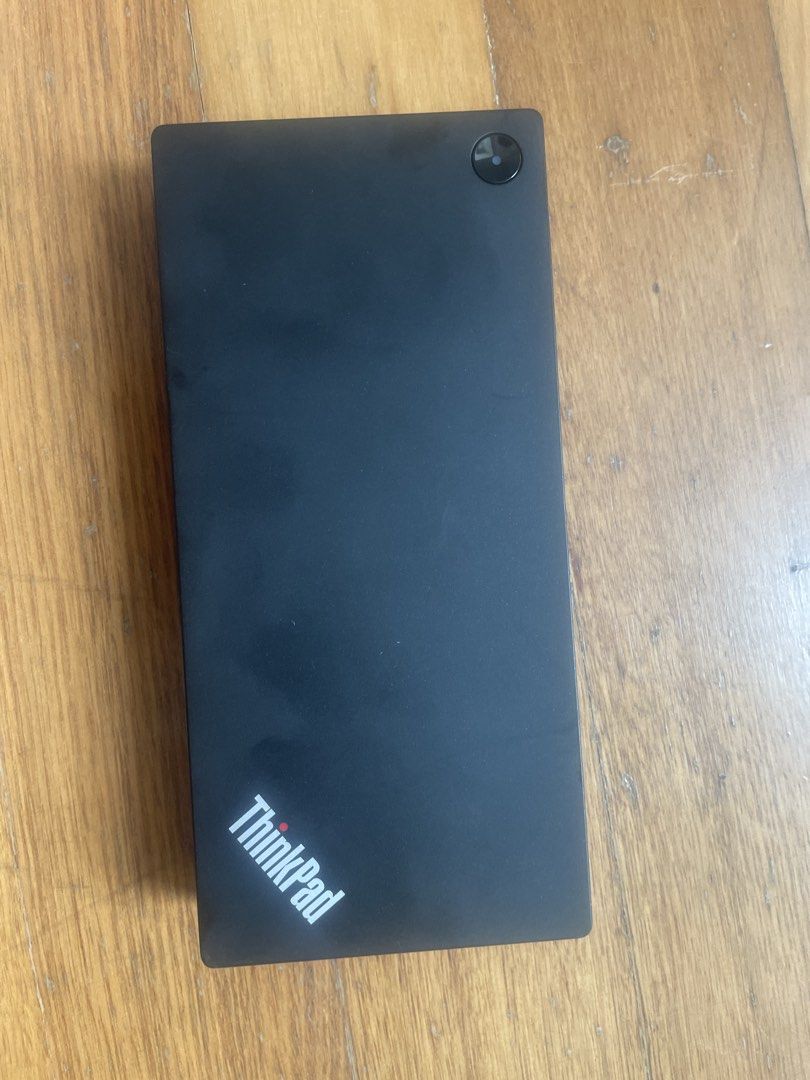Lenovo ThinkPad Universal USB-C Dock and 90W Power Adapter
