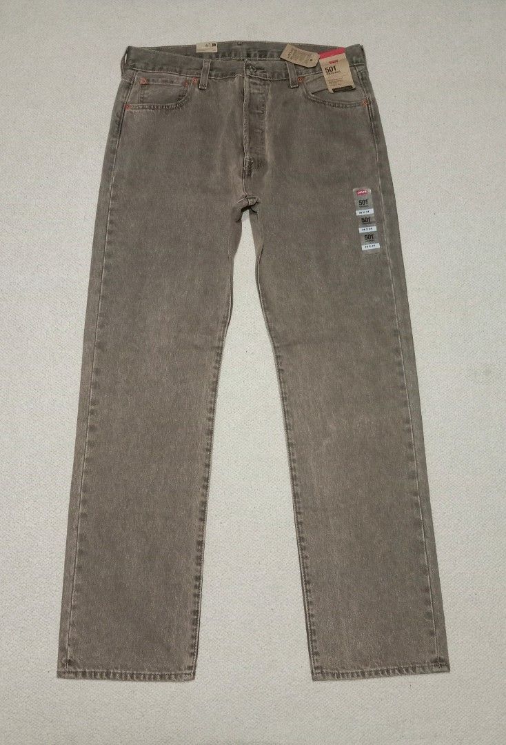 Levi's 501 Jeans W36 L34 Grey Button Fly (Category: Jeans) located in Bambang. Submitted by marro_r_jay (Listing ID 1441750205, Image 2). Description: LEVI'S 501 EXTENDED PATCH LIGHT BROWN DENIM MADE IN EGYPT W36 L34 Actual Dimes: W36" L44" Hem 9" NO ISSUES BRAND NEW .