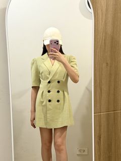 (Category: ) located in . Submitted by petiteprelovecloset (Listing ID 1441763683, Image 1). Description: .